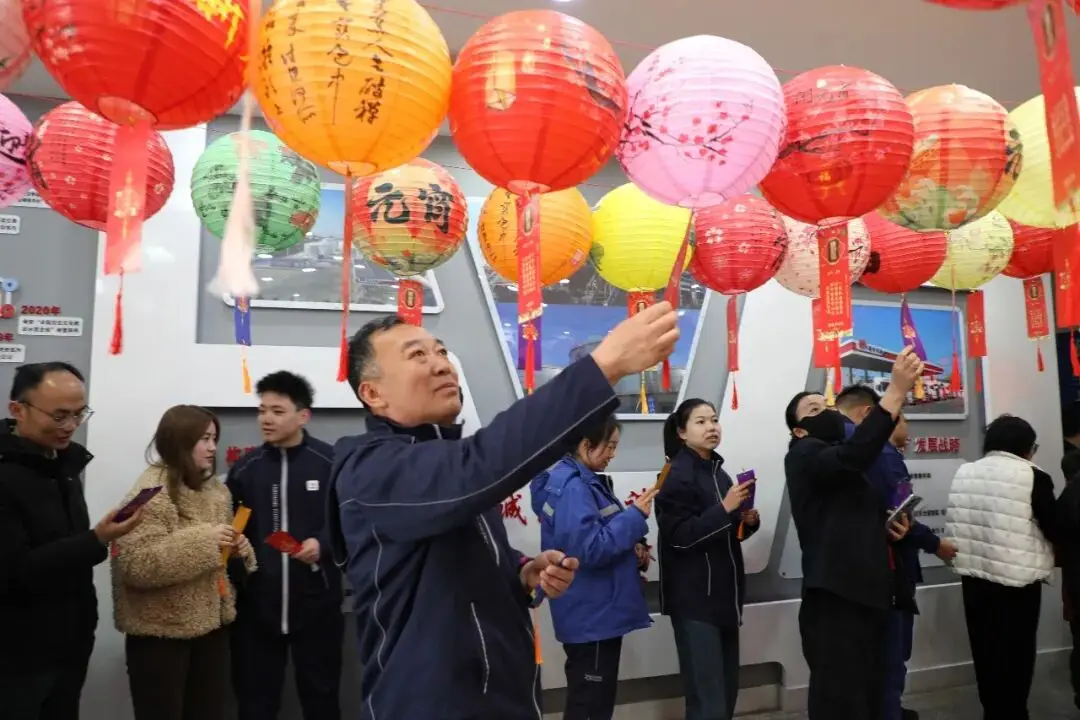 Reünie viert de lentewarmte